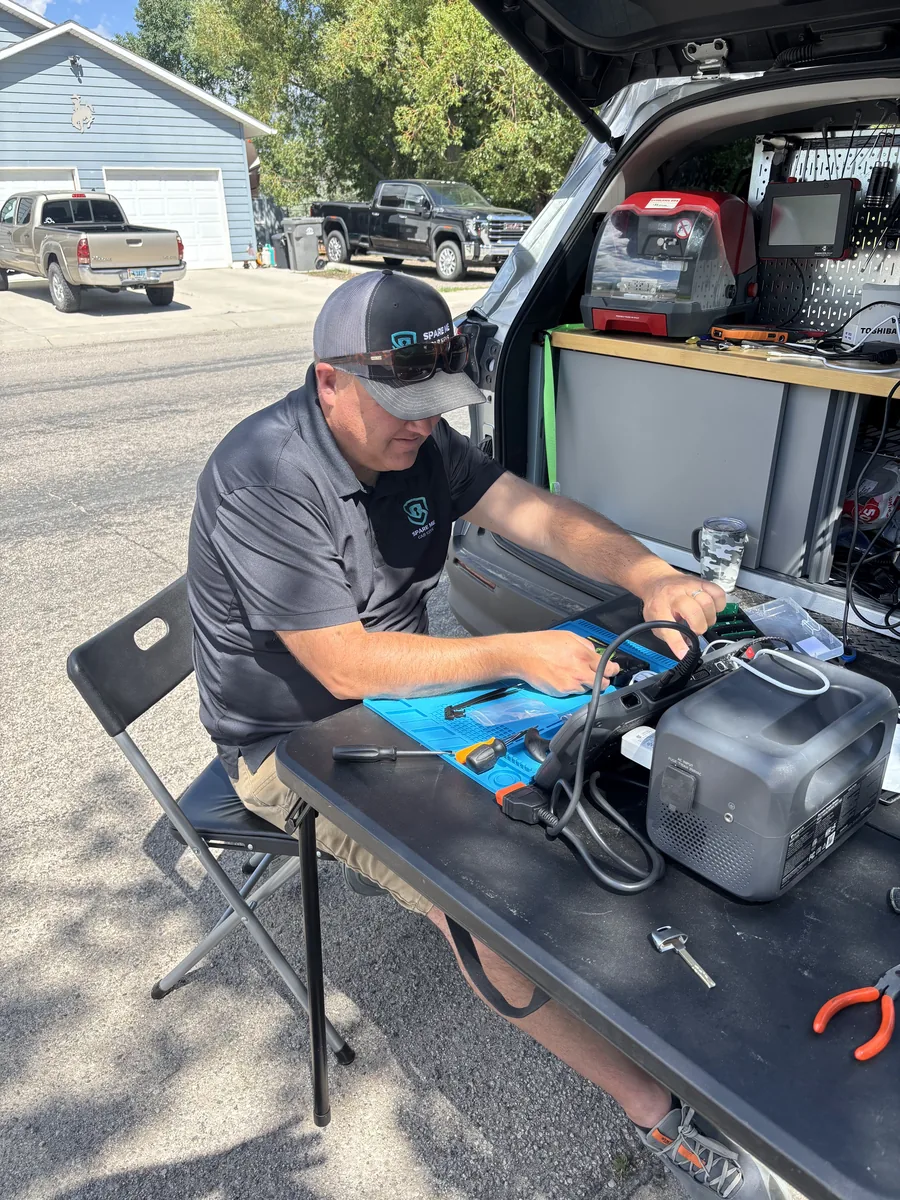 Spare Me locksmith on a mobile job in Lander